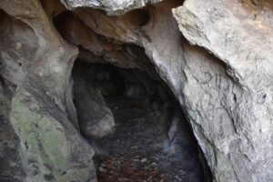 Náučný chodník k Temným jaskyniam
