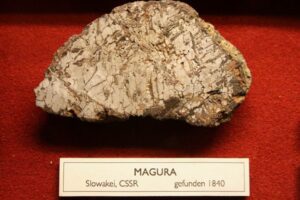 Náučný chodník Meteorit Magura